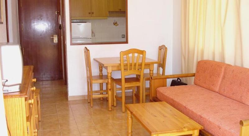 Apartamentos Torre Gerona Benidorm Chambre photo